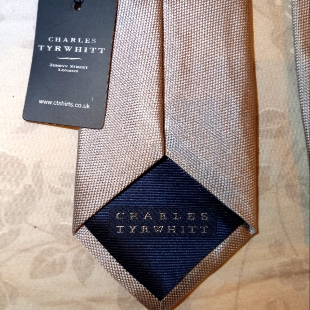 Charles Tyrwhitt Brand Tie